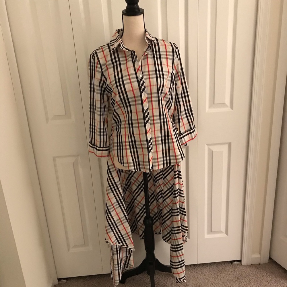 NEW YORK & CO Striped Top w/Train